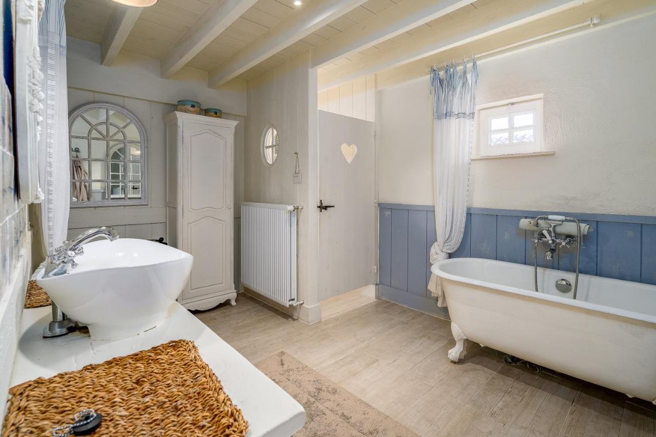 Guesthouse B&B De Loverlij Varsenare Buitenkant foto